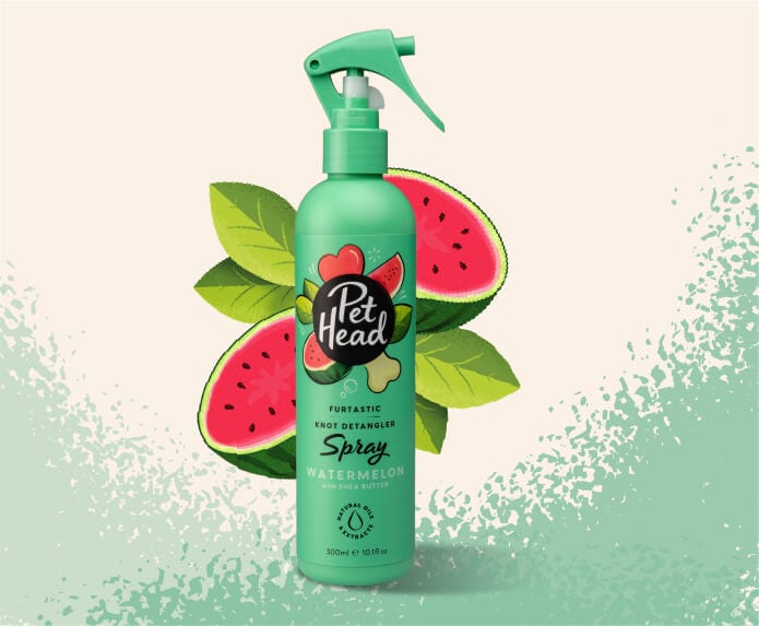 Product shot of the Pet Head Furtastic Spray