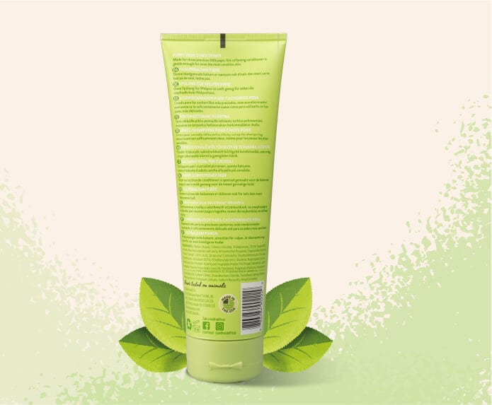 Product shot of the back of the Pet Head Mucky Pup conditioner